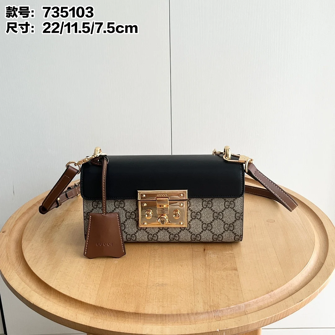 735103 - view 1