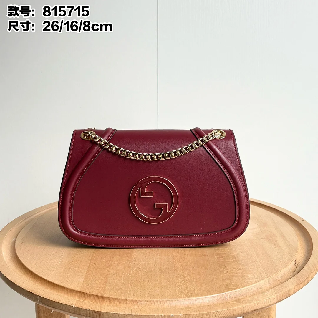 815715 - view 1