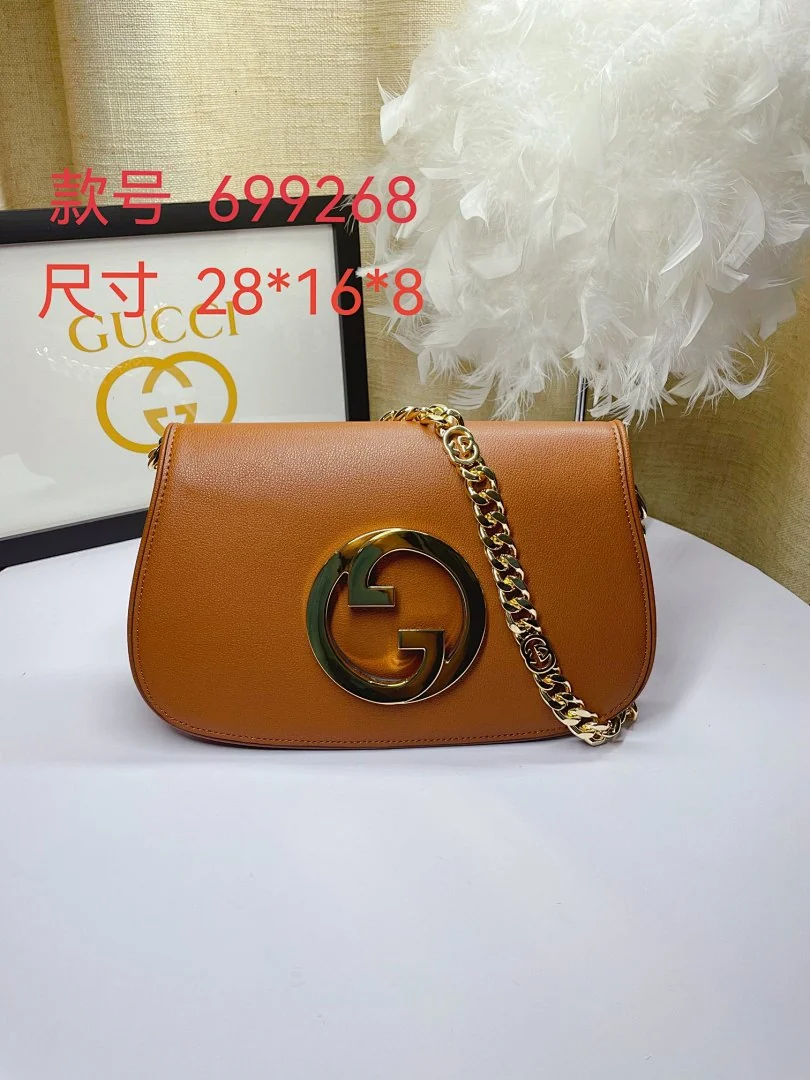 699268 - view 1