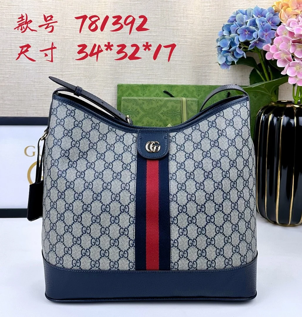 781392 - view 14