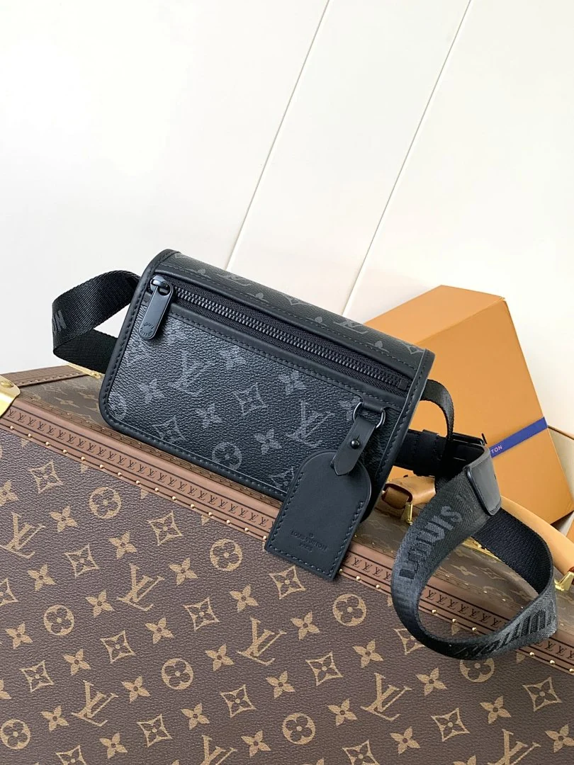 M12599 - view 1