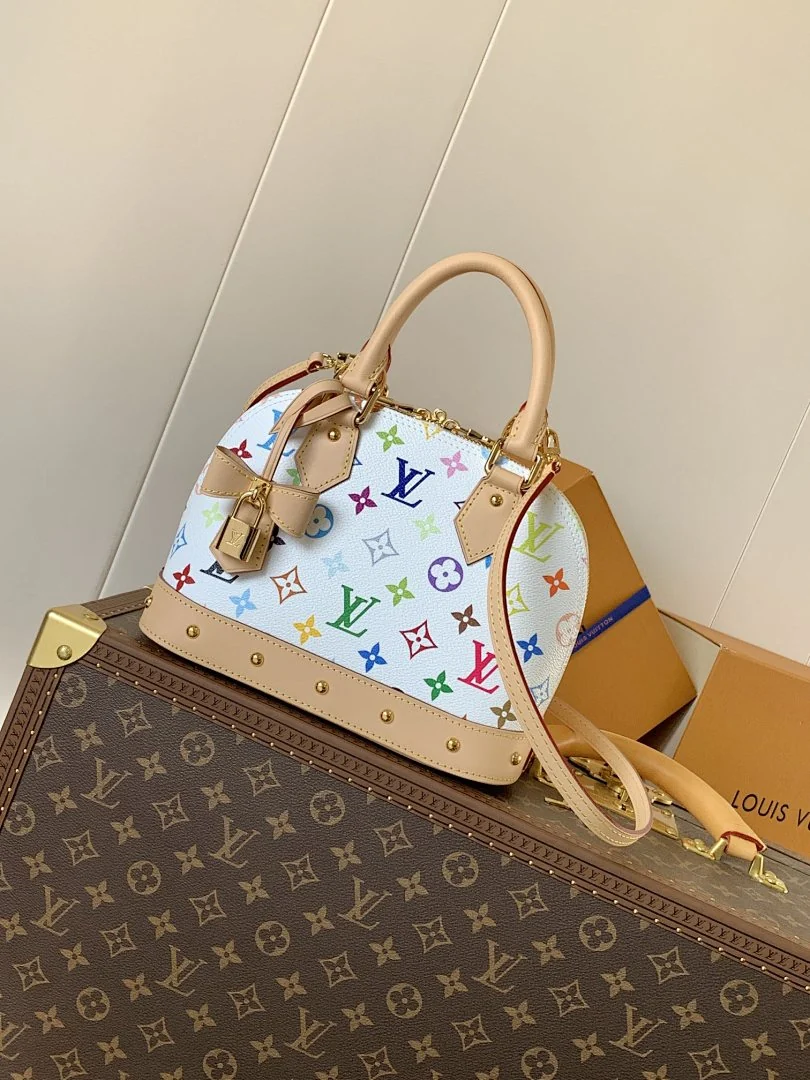 M13078 - view 1