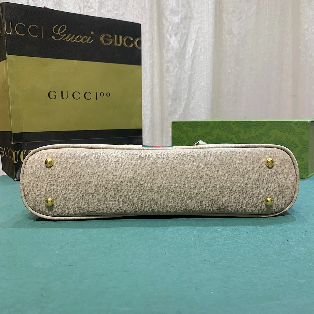 795249 - view 3