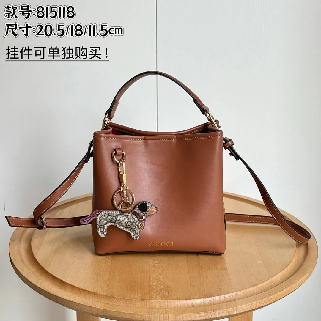 815118 - view 1