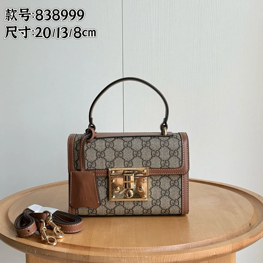 838999 - view 1