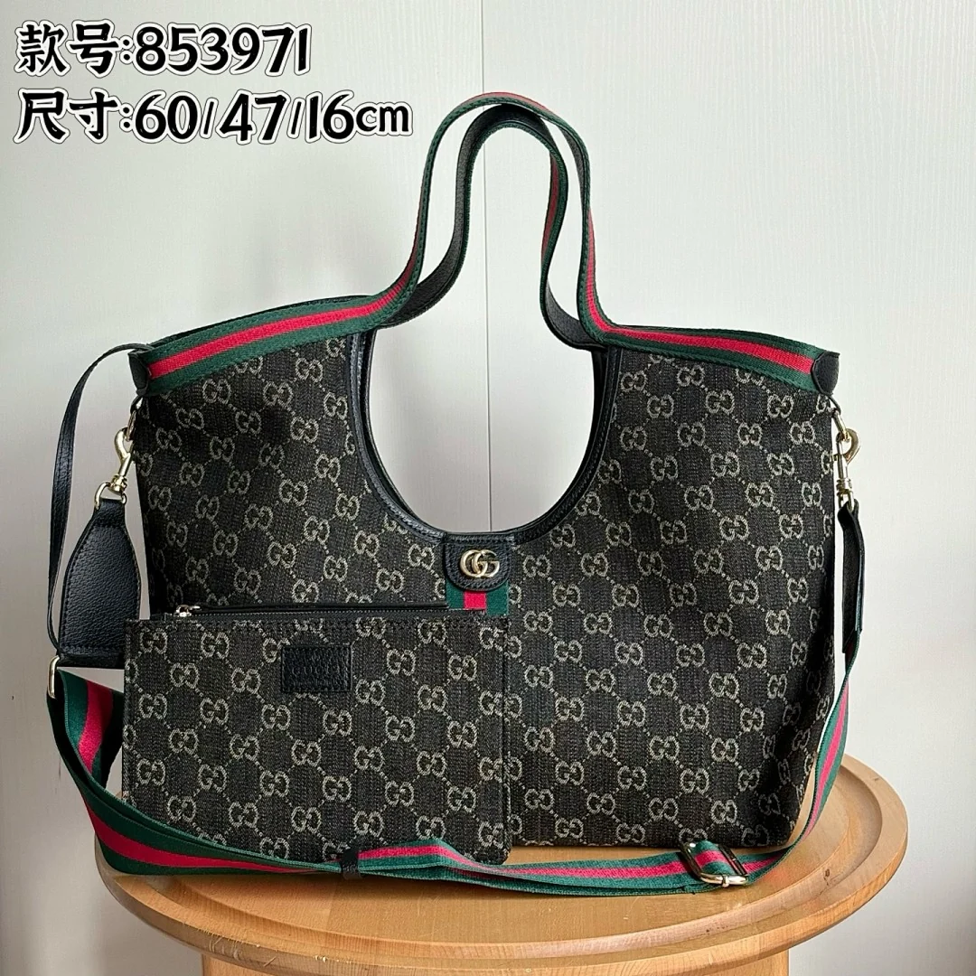 853971 - view 1