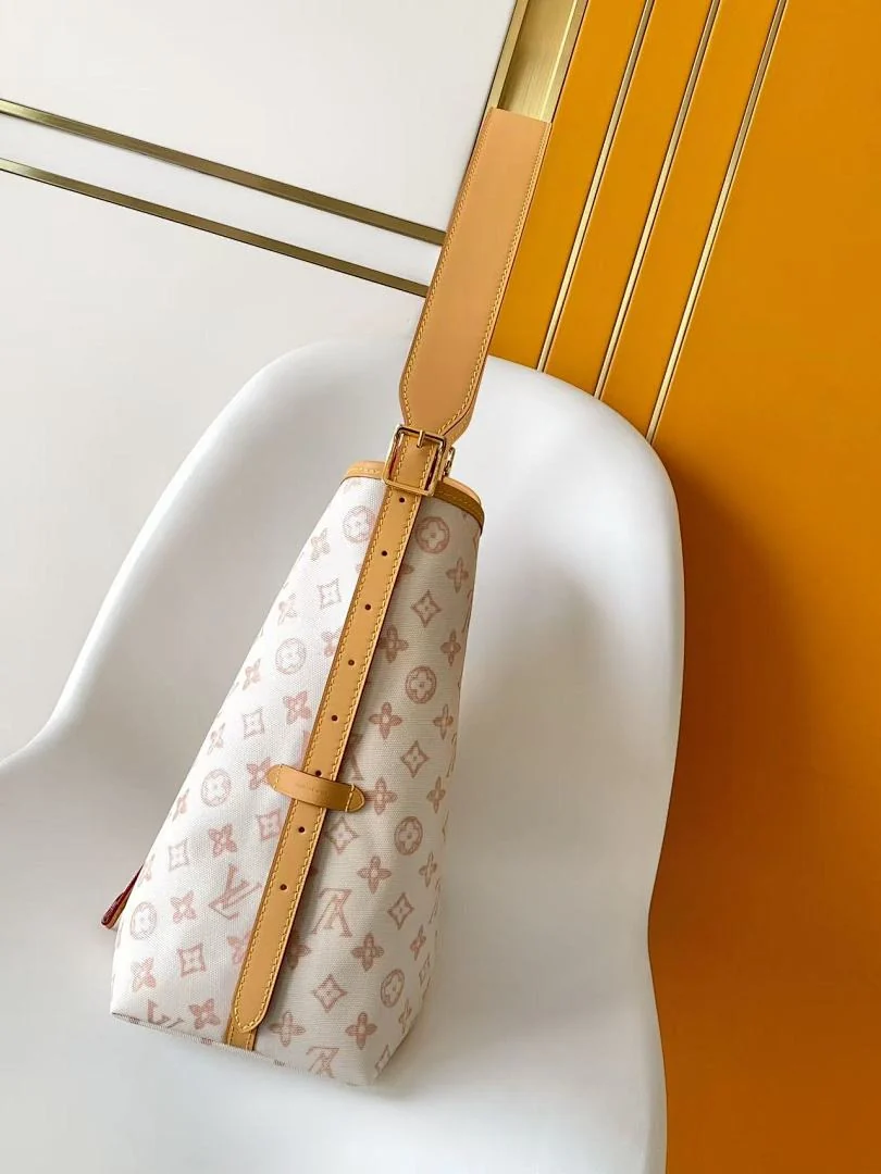 M27948#700 - view 9